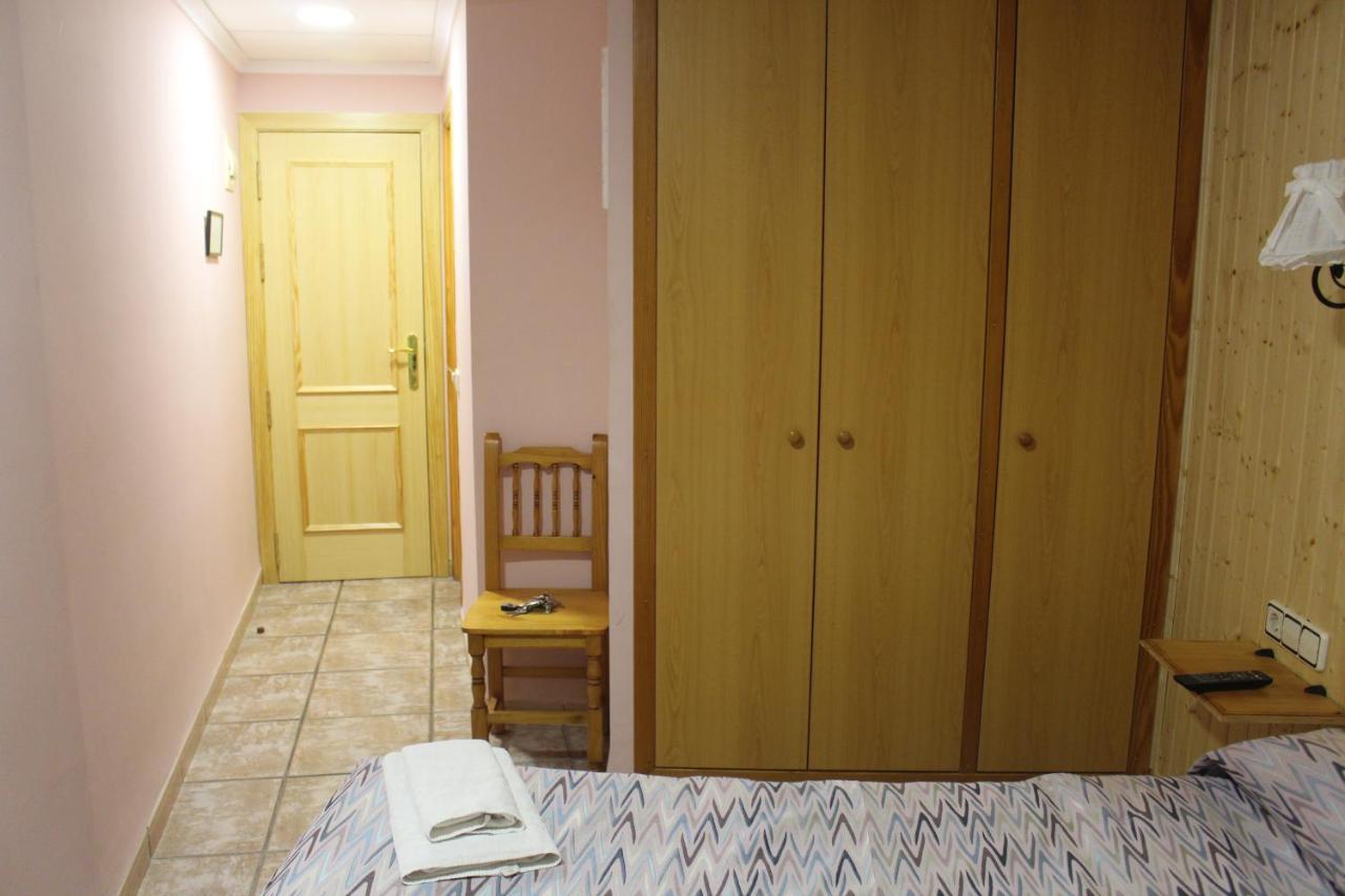 Villar del Arzobispo La Posaホステル エクステリア 写真