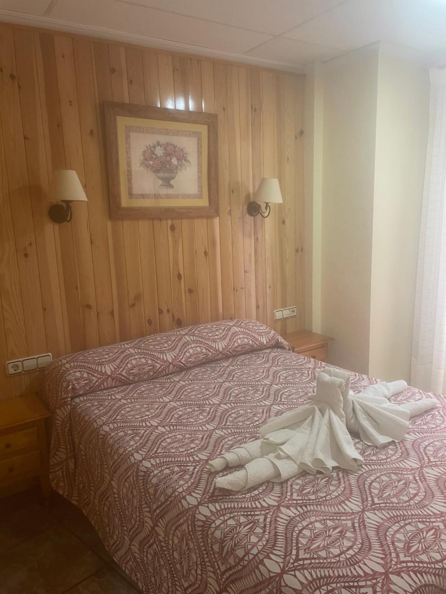Villar del Arzobispo La Posaホステル エクステリア 写真